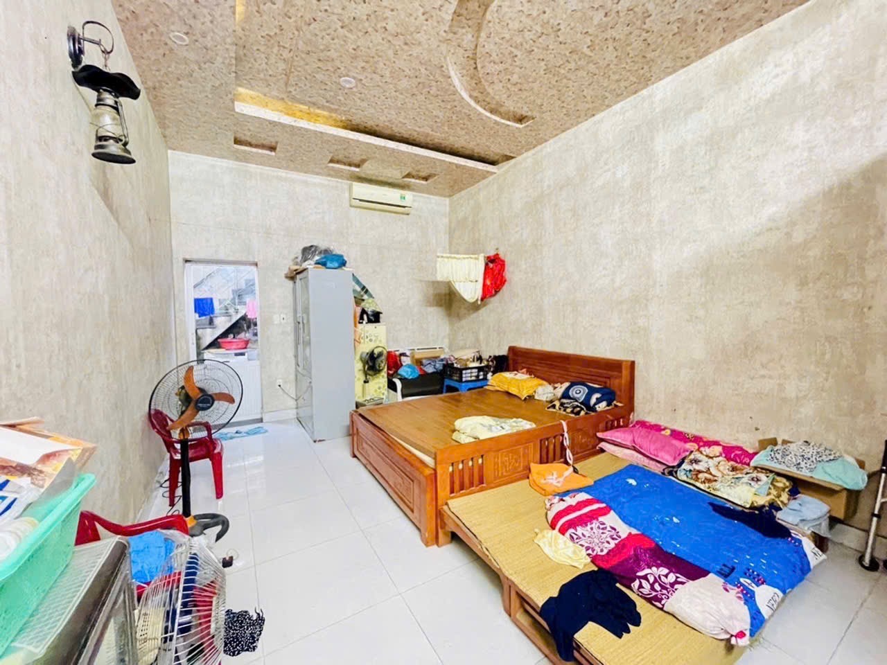 Ảnh Hoàng Minh Thảo — Vũ Nhà Phố