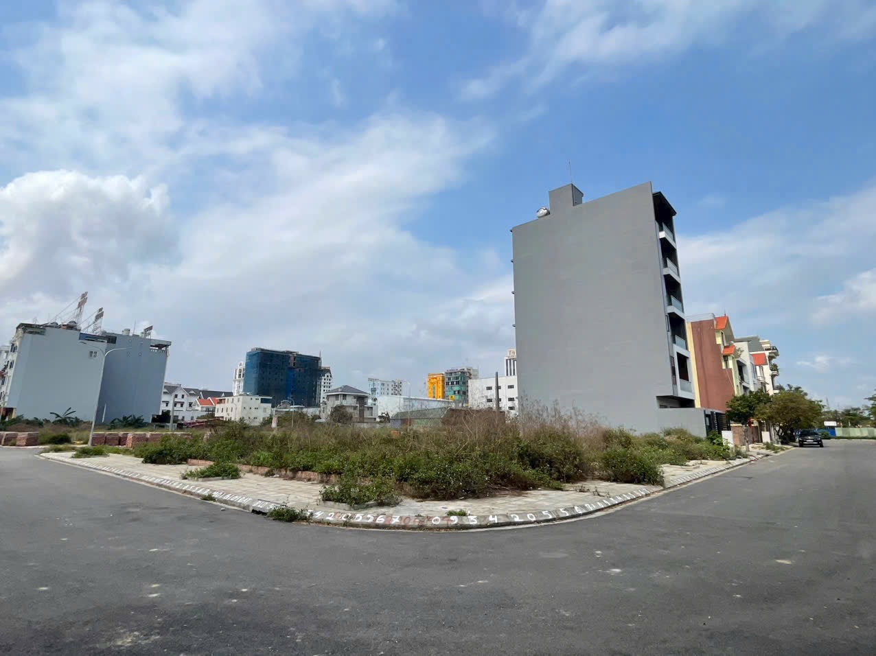 Ảnh Lê Hồng Phong — Vũ Nhà Phố